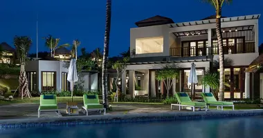 2BR Garden Pool Villa